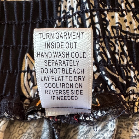 Iman Two-Piece Set – Sleeveless Top & Matching Pants - L - Picture 13 of 13